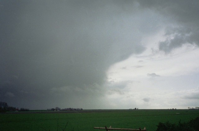 w-004-36.jpg 32.1K